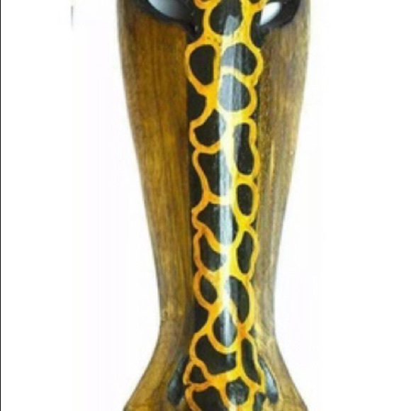 Jungle Giraffe African Tribal Wall Decor Mask Wood Hand Carvings 22” Tall - Picture 3 of 4